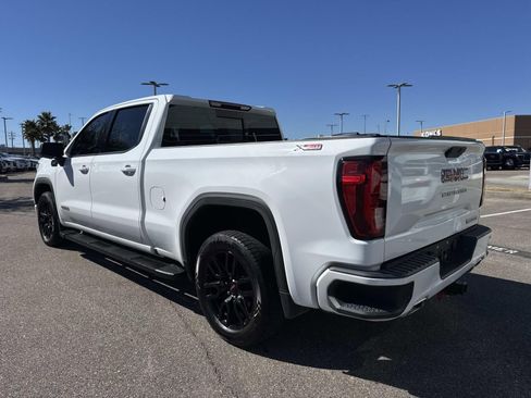 Used 2020 GMC Sierra 1500 Elevation w/ Elevation Value Package image 8