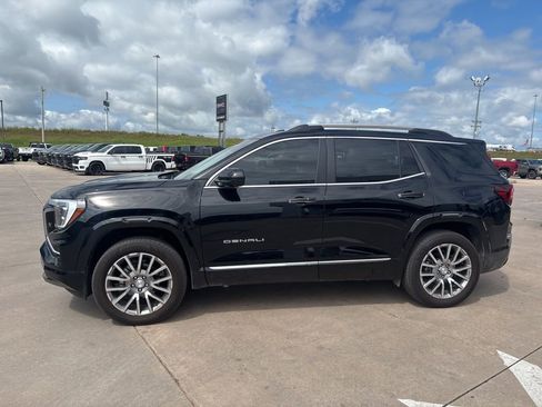 Used 2026 GMC Terrain Denali w/ LPO, Floor Liner Package AWD/4WD image 3