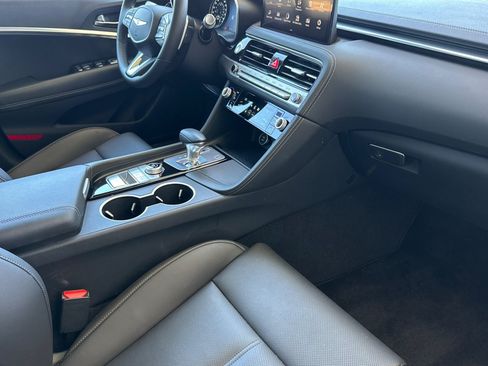 Used 2026 Genesis G70 2.5T RWD image 34