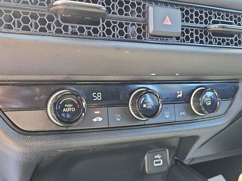 Used 2024 Honda HR-V LX image 16