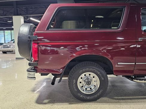 Used 1996 Ford Bronco XLT image 35
