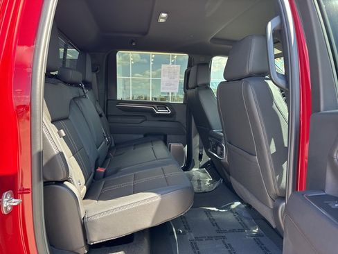 Used 2025 Chevrolet Silverado 2500 High Country w/ Z71 Off-Road Package image 32