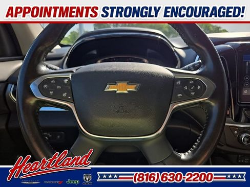 Used 2021 Chevrolet Traverse Premier AWD/4WD image 41