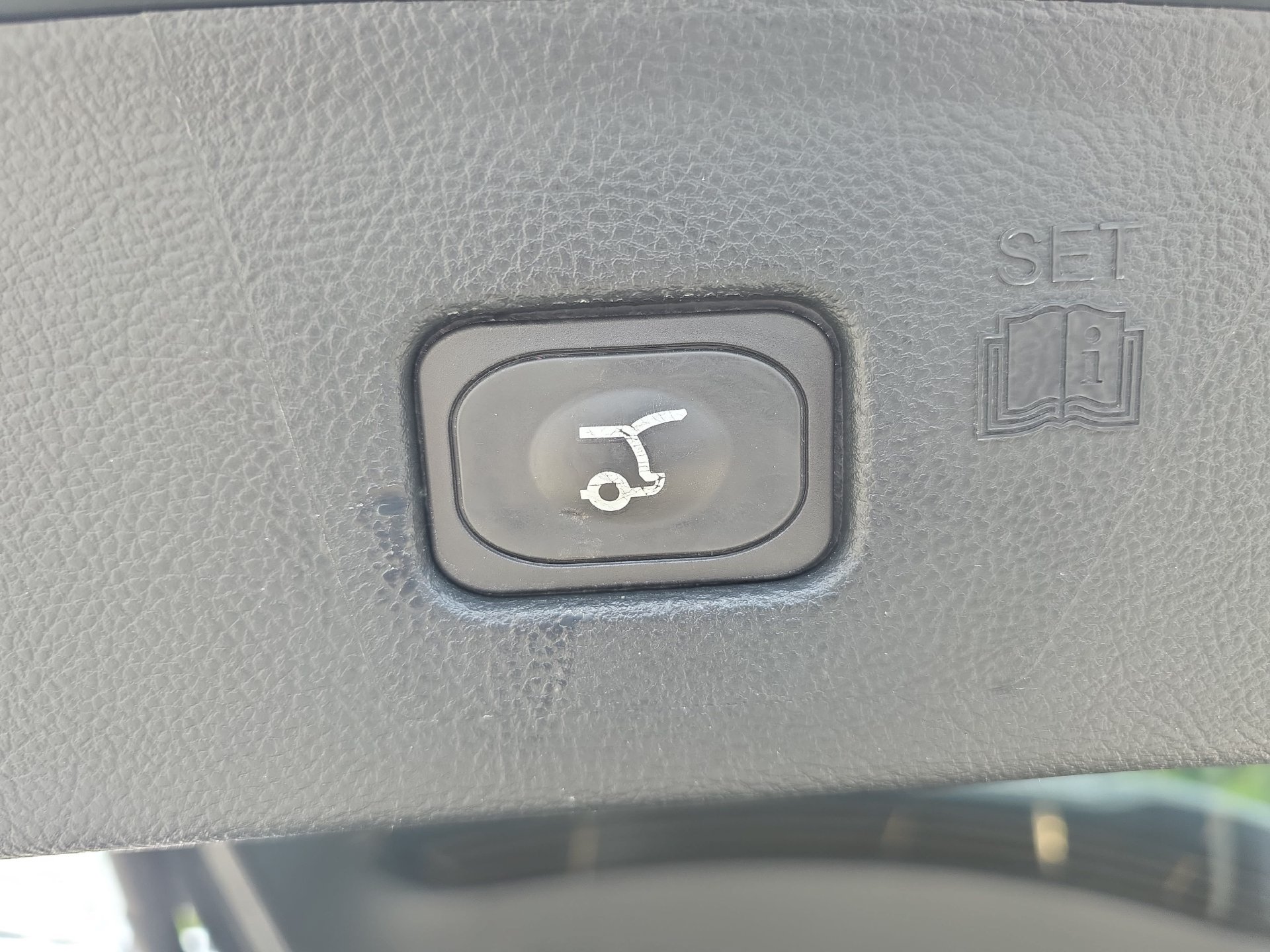 Used 2022 Ford Edge SEL w/ Convenience Package AWD/4WD image 13