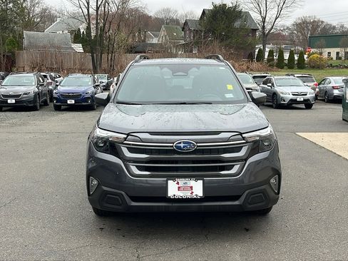Certified 2025 Subaru Forester Premium AWD/4WD image 4