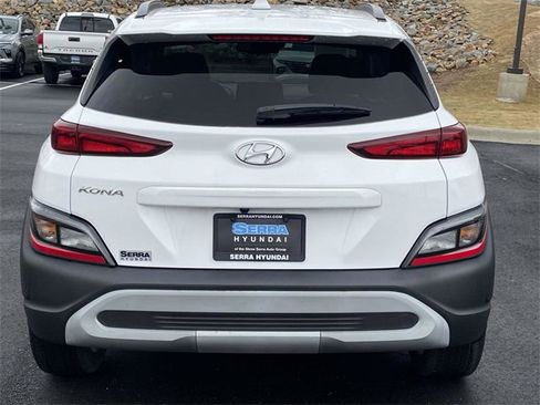 Certified 2023 Hyundai Kona SEL w/ Convenience Package image 4