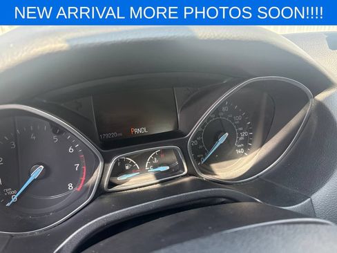 Used 2015 Ford Focus SE FWD image 8