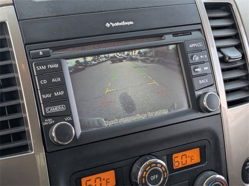 Used 2014 Nissan Frontier SL w/ SL Moonroof Package image 34