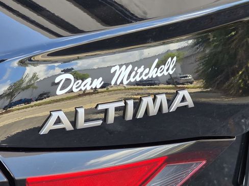 Used 2024 Nissan Altima 2.5 SR FWD image 26