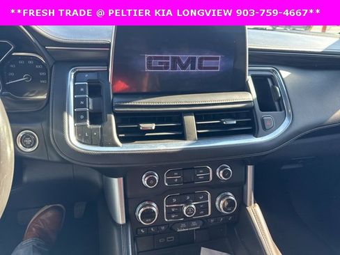 Used 2021 GMC Yukon XL SLT image 11
