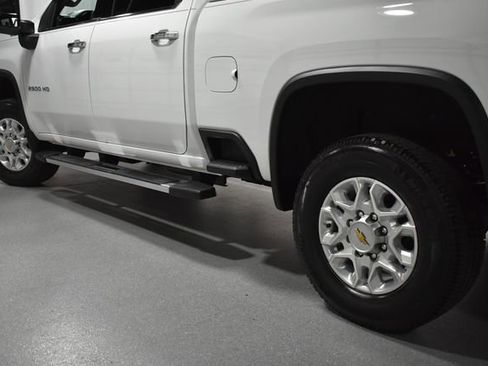 Certified 2026 Chevrolet Silverado 2500 LTZ w/ LTZ Premium Package AWD/4WD image 11