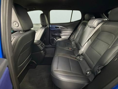 Used 2025 Chevrolet Equinox EV LT w/ Convenience Package image 26