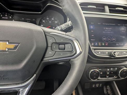 Used 2023 Chevrolet TrailBlazer ACTIV w/ Sun and Liftgate Package image 19