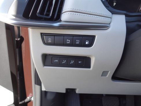 Used 2024 MAZDA CX-90 Plug-In Hybrid w/ Premium Plus AWD/4WD image 20