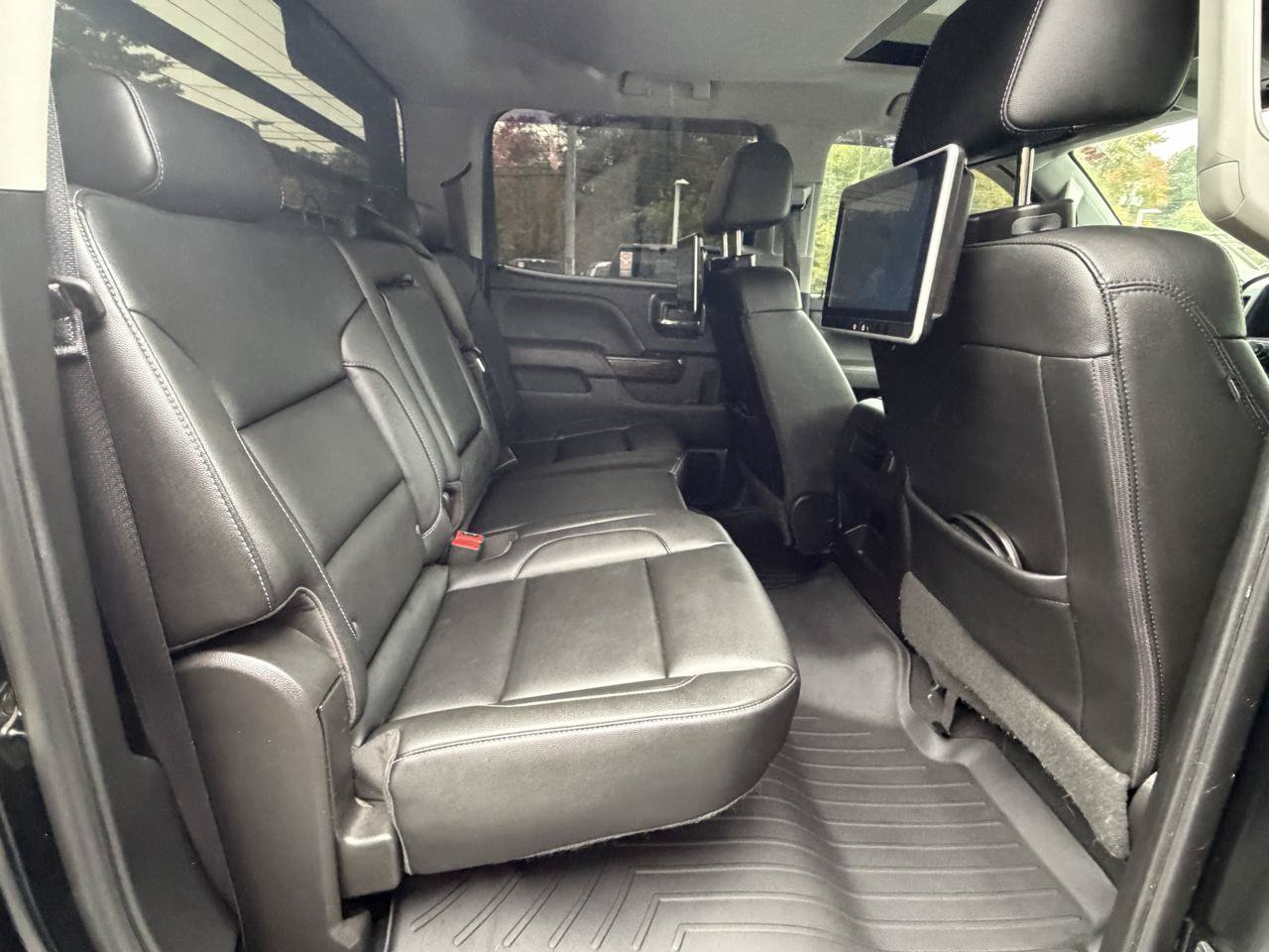 Used 2019 GMC Sierra 2500 SLT w/ Duramax Plus Package AWD/4WD image 50