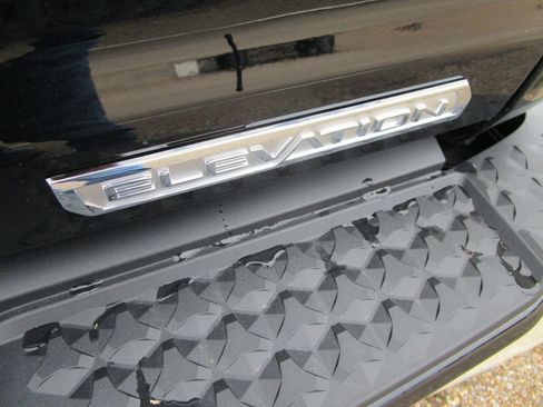 New 2026 GMC Canyon Elevation image 14