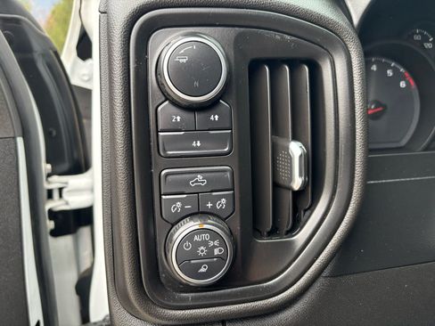 Used 2021 Chevrolet Silverado 2500 W/T w/ WT Fleet Convenience Package AWD/4WD image 21