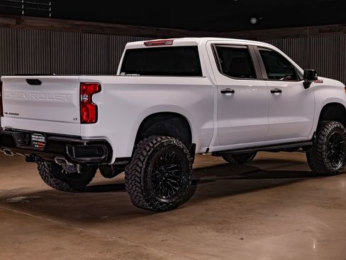 Used 2024 Chevrolet Silverado 1500 LT Trail Boss AWD/4WD image 10