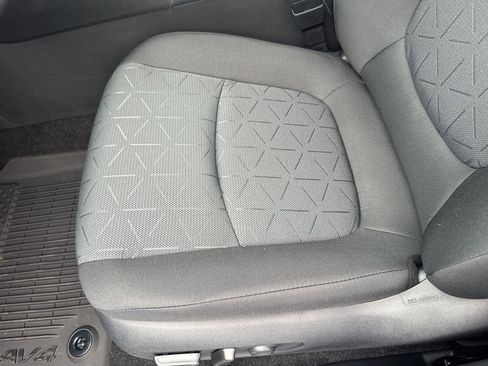 New 2025 Toyota RAV4 XLE image 11