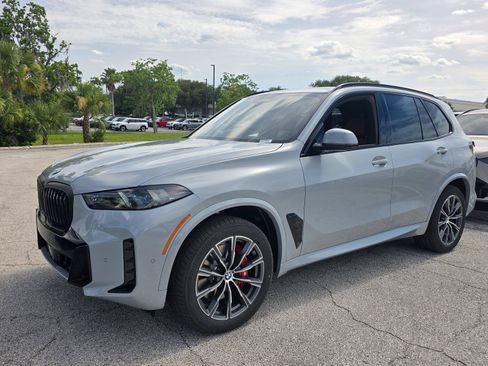 New 2026 BMW X5 xDrive40i w/ Executive Package AWD/4WD image 5