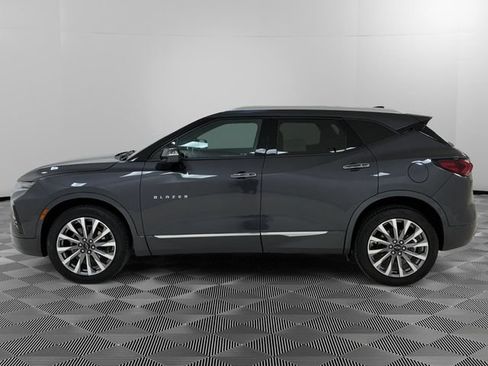 Used 2022 Chevrolet Blazer Premier w/ Enhanced Convenience Package AWD/4WD image 2