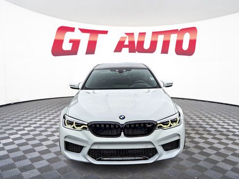 Used 2019 BMW M5 image 2