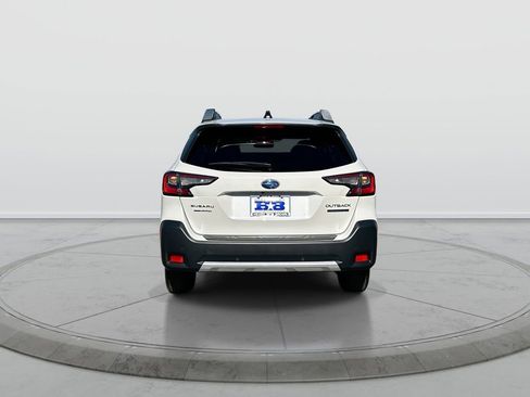 Used 2025 Subaru Outback Touring XT AWD/4WD image 7