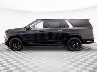 New 2026 Cadillac Escalade ESV Luxury w/ Touring Package video 2