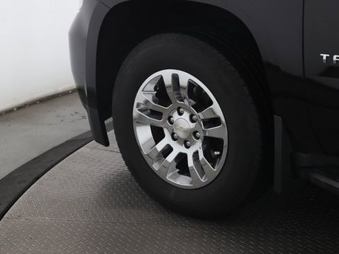 Used 2018 Chevrolet Tahoe LT image 13