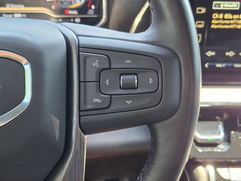 Used 2024 GMC Sierra 2500 Denali Ultimate AWD/4WD image 13