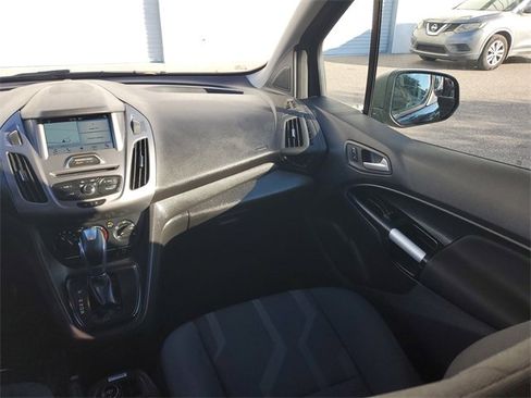 Used 2018 Ford Transit Connect XLT image 15