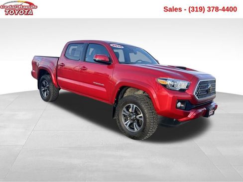 Certified 2019 Toyota Tacoma TRD Sport image 8