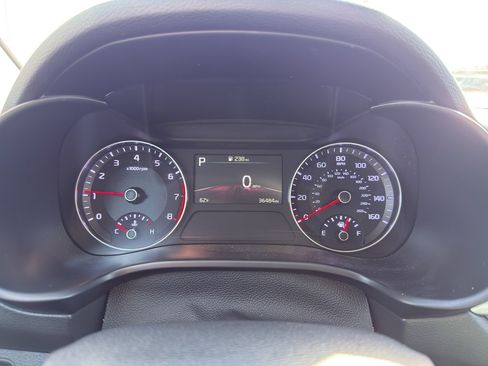 Used 2024 Kia Forte LXS image 16