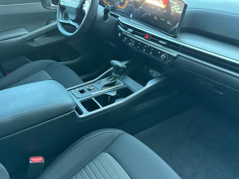 New 2026 Kia Sorento LX image 17