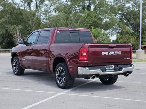 Used 2025 RAM 1500 Laramie AWD/4WD image 5