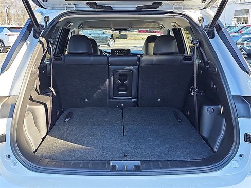 Used 2024 Mitsubishi Outlander SE image 29