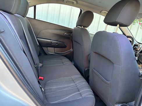 Used 2015 Chevrolet Sonic LT image 12