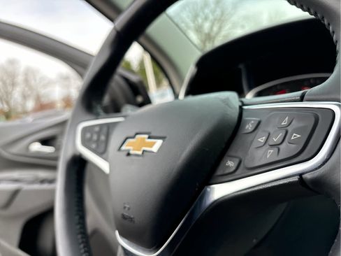 Used 2020 Chevrolet Equinox LT image 12