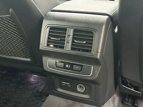 Used 2021 Audi Q5 2.0T Premium w/ Convenience Package image 25