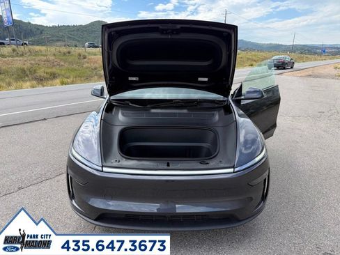 Used 2026 Tesla Model Y AWD image 40