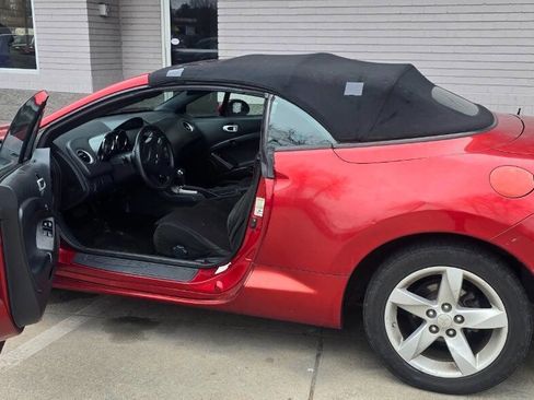 Used 2009 Mitsubishi Eclipse GS image 2