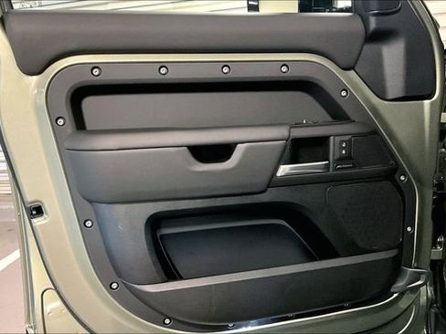 Certified 2025 Land Rover Defender 110 S image 26