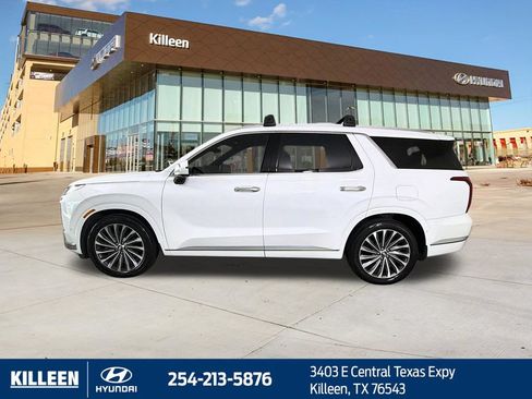 Used 2025 Hyundai Palisade Calligraphy AWD/4WD image 4