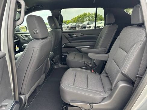 New 2026 Chevrolet Traverse LT w/ Enhanced Driving Package AWD/4WD image 19