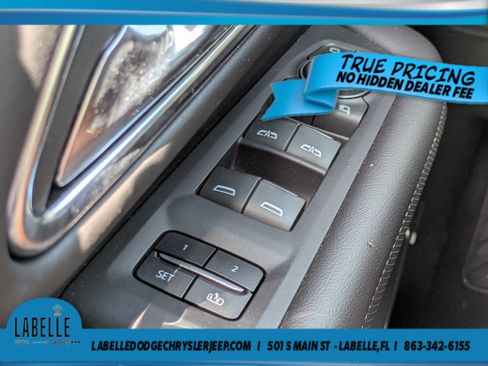 Used 2023 Chevrolet Tahoe Premier RWD image 19