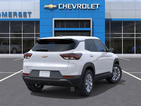 New 2026 Chevrolet TrailBlazer LS image 4