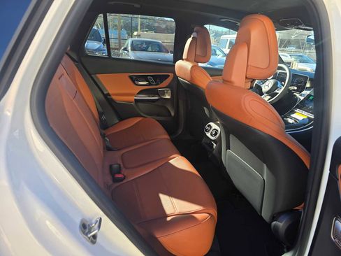New 2026 Mercedes-Benz GLC 300 image 13