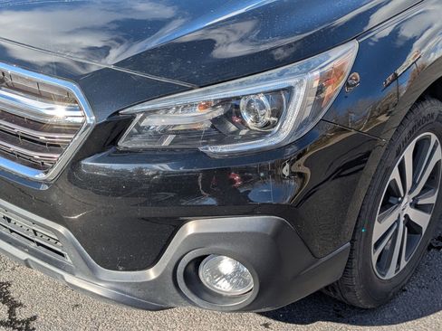 Used 2019 Subaru Outback 3.6R Limited w/ Popular Package #2 image 12