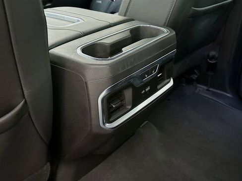 Used 2022 GMC Sierra 1500 SLT w/ SLT Premium Plus Package image 28