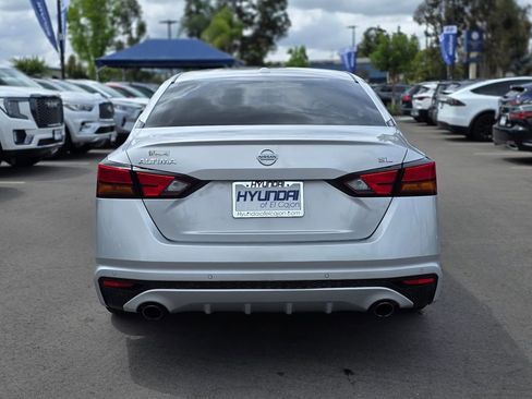 Used 2019 Nissan Altima 2.5 SL FWD image 6